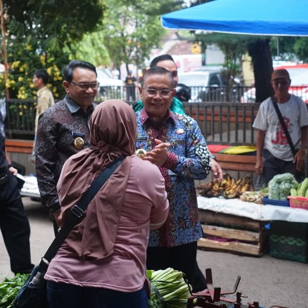 Tinjau Langsung Pasar Puri, Bupati Pati Pastikan Soal Kebutuhan Revitalisasi Fasilitas Pasar