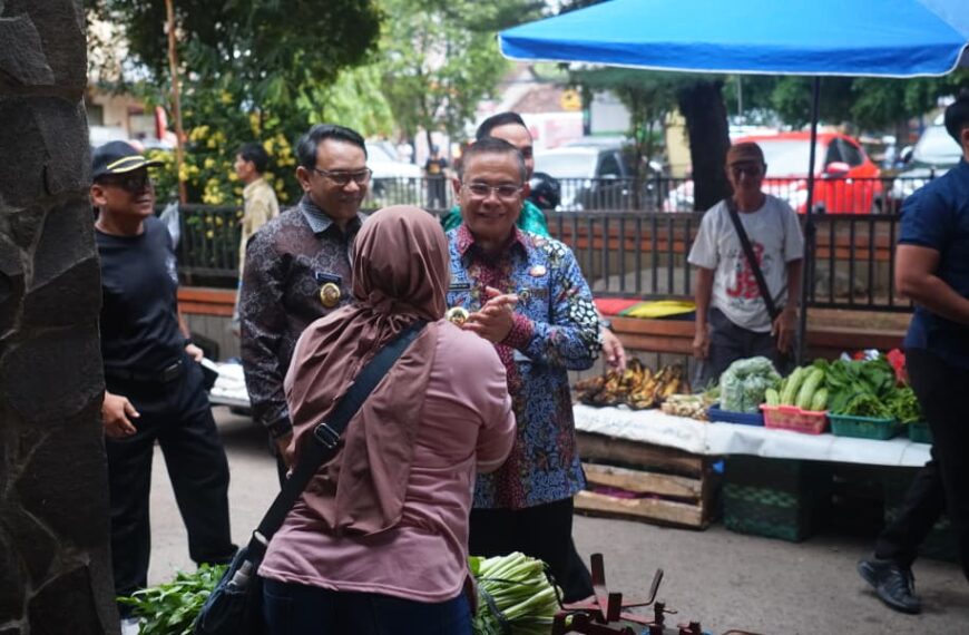Tinjau Langsung Pasar Puri, Bupati Pati Pastikan Soal Kebutuhan Revitalisasi Fasilitas Pasar