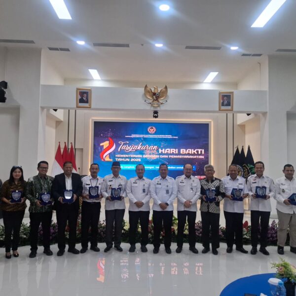 Berbakti Bersama, Mewujudkan Pelayanan Prima