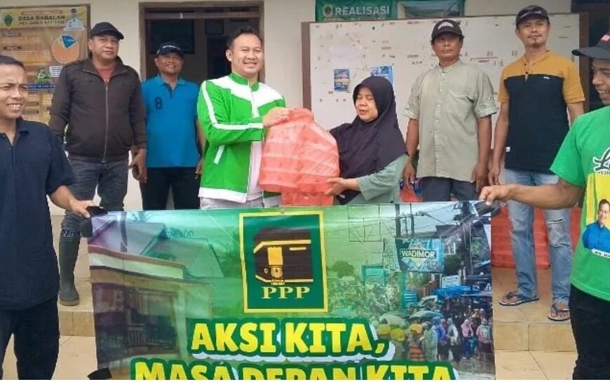 Ribuan Nasi Bungkus Menyasar Tiga Desa, H.Suwito : Aksi Peduli Korban Banjir