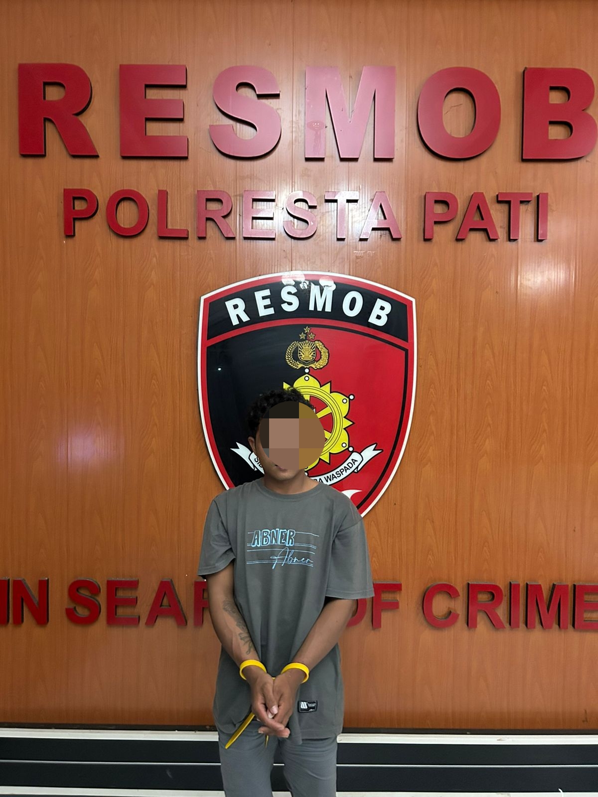 Pelaku Penusukan di Lapangan Kedalisodo Juwana Ditangkap, Polisi Sita Barang Bukti Pakaian Korban