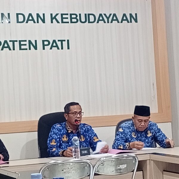 Media Group Hadir di Audiensi Forum LSM Bersatu dengan Disdik Pati, Soroti Seragam Sekolah, SPMB hingga Pengukuhan 242 Kepala Sekolah