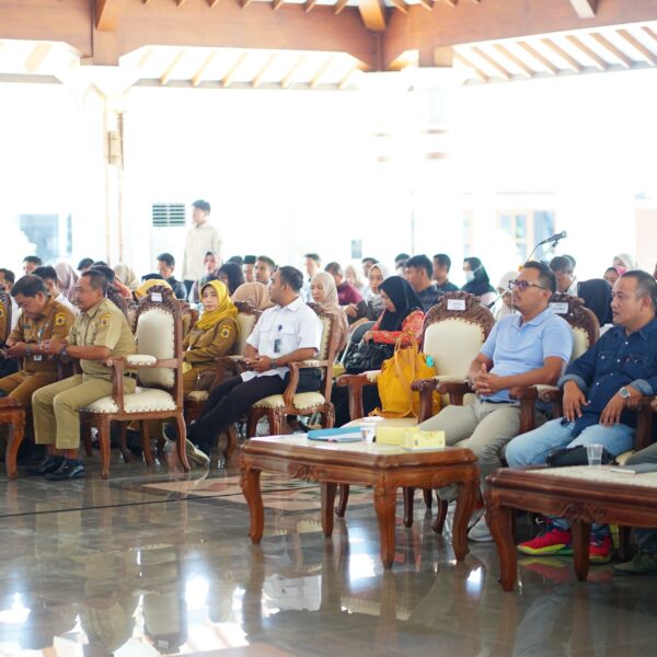 Telur Peternak Lokal Diprioritaskan untuk Penuhi Kebutuhan SPPG