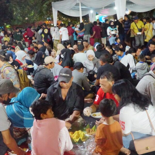 10 Ribu Porsi Kuliner Khas Pati dan 100 Ingkung Meriahkan Syukuran Festival Adhi Loka